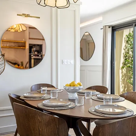 Luxurious Penthouse, 2 Bedroom Suites, 3 Spacious Terraces, Gorgeous Views Of Mountains And Sea, Daire