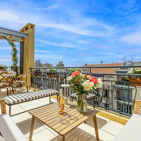 Luxurious Penthouse, 2 Bedroom Suites, 3 Spacious Terraces, Gorgeous Views Of Mountains And Sea, *