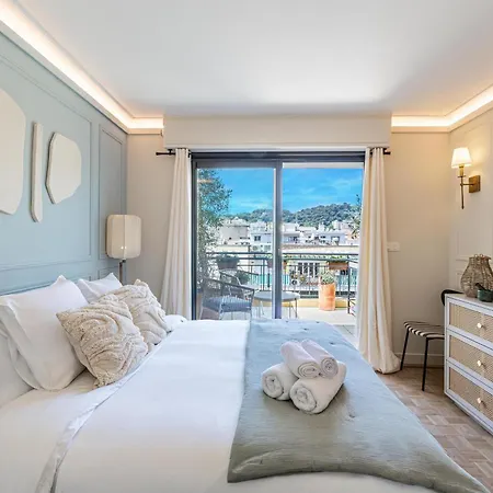 Luxurious Penthouse, 2 Bedroom Suites, 3 Spacious Terraces, Gorgeous Views Of Mountains And Sea, Daire *