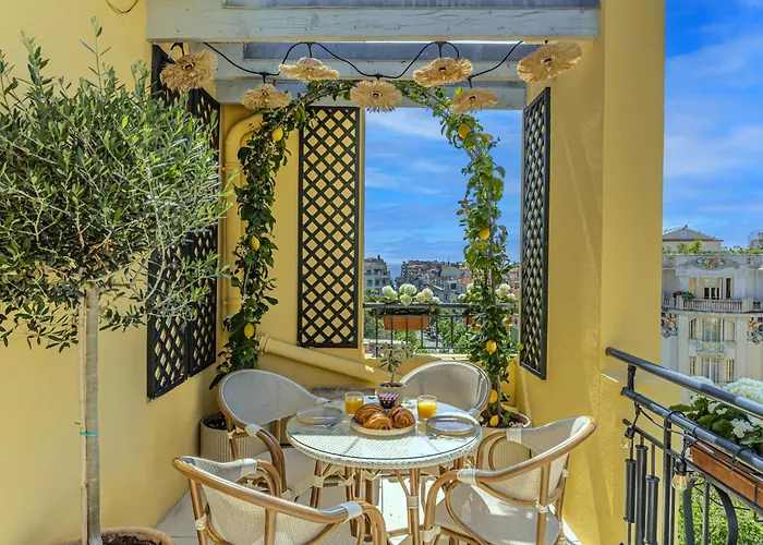 Luxurious Penthouse, 2 Bedroom Suites, 3 Spacious Terraces, Gorgeous Views Of Mountains And Sea, Appartamento *
