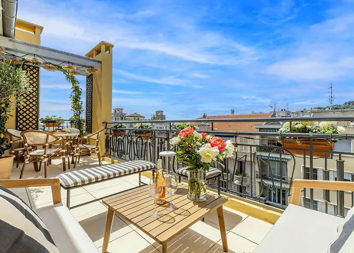 Luxurious Penthouse, 2 Bedroom Suites, 3 Spacious Terraces, Gorgeous Views Of Mountains And Sea, *