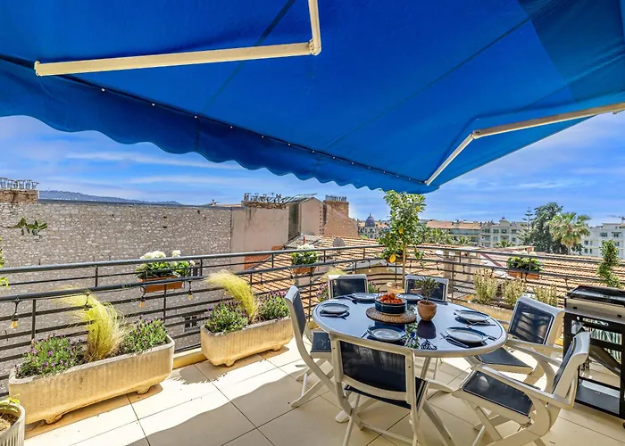 Appartamento Luxurious Penthouse, 2 Bedroom Suites, 3 Spacious Terraces, Gorgeous Views Of Mountains And Sea,